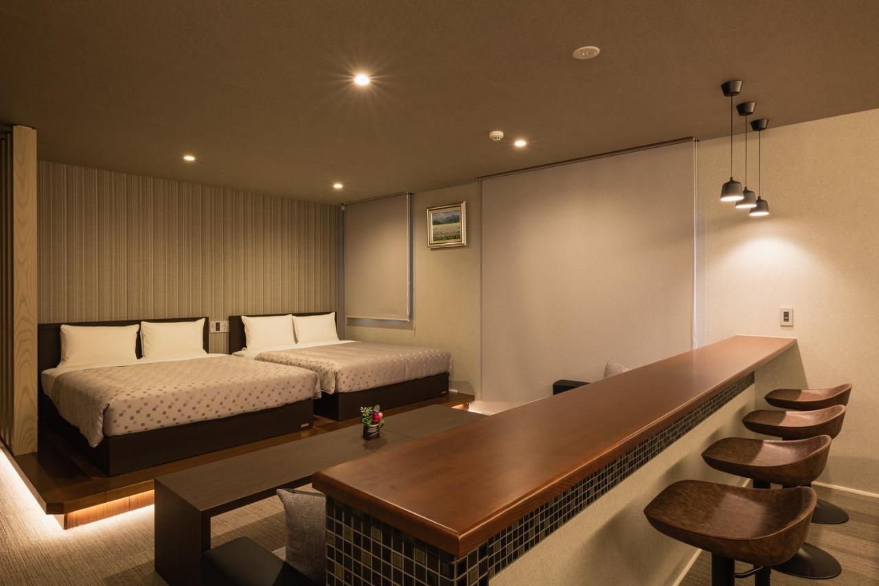 Aparthotel Grand Base Hakata Station à Fukuoka  Extérieur photo